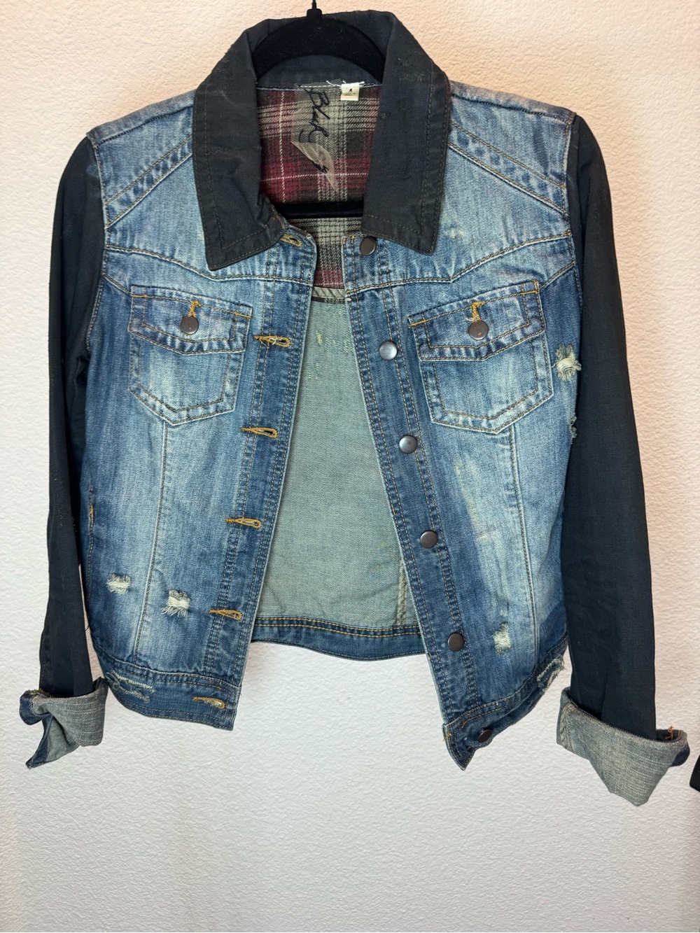 Black Swan Distressed Denim Jacket Women’s Size M Mixed Media Plaid Lined